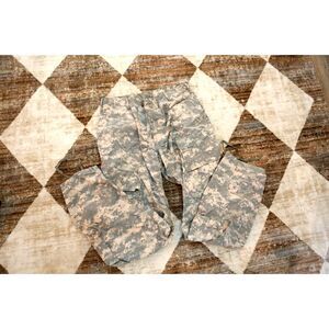 US Army ACU UCP Ripstop Combat Pants Medium Long 2010 NYCO Cargo